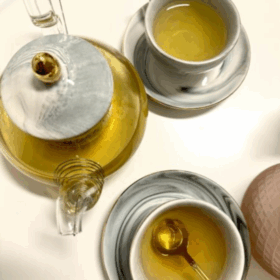 detox, tee, grüner tee, mate, matcha, ingwer, kurkuma, pfeffer, entschlackung, entgiften, abnehmen, energie, teemischung, grünertee,